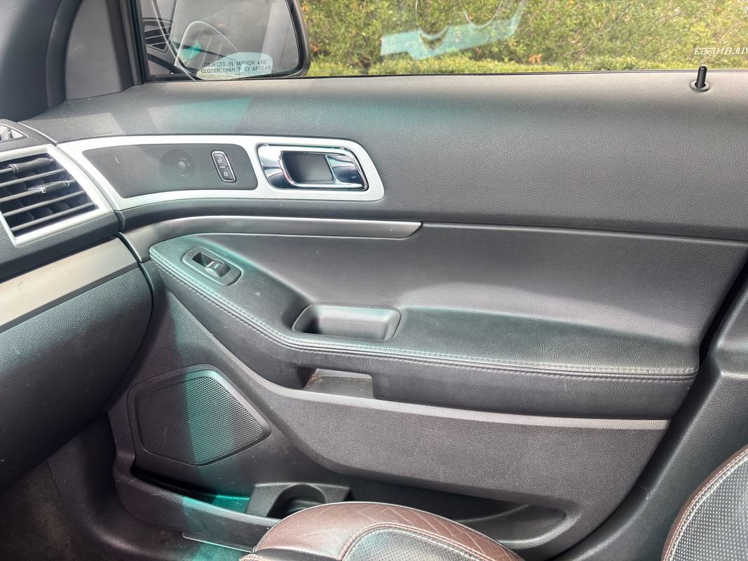 Used 2014 Ford Explorer Sport AWD/4WD image 37