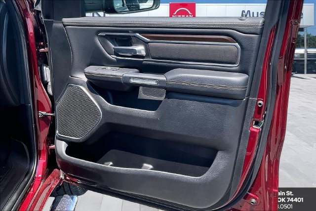 Used 2021 RAM 1500 Laramie AWD/4WD image 28
