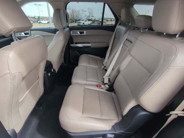 Used 2023 Ford Explorer Limited image 29