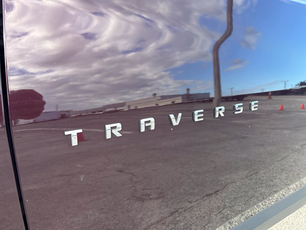 Used 2019 Chevrolet Traverse LT FWD image 19