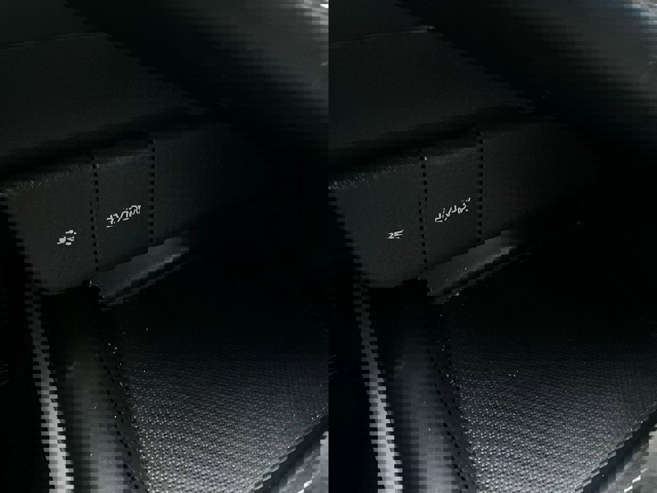 Used 2024 Toyota Camry LE image 23