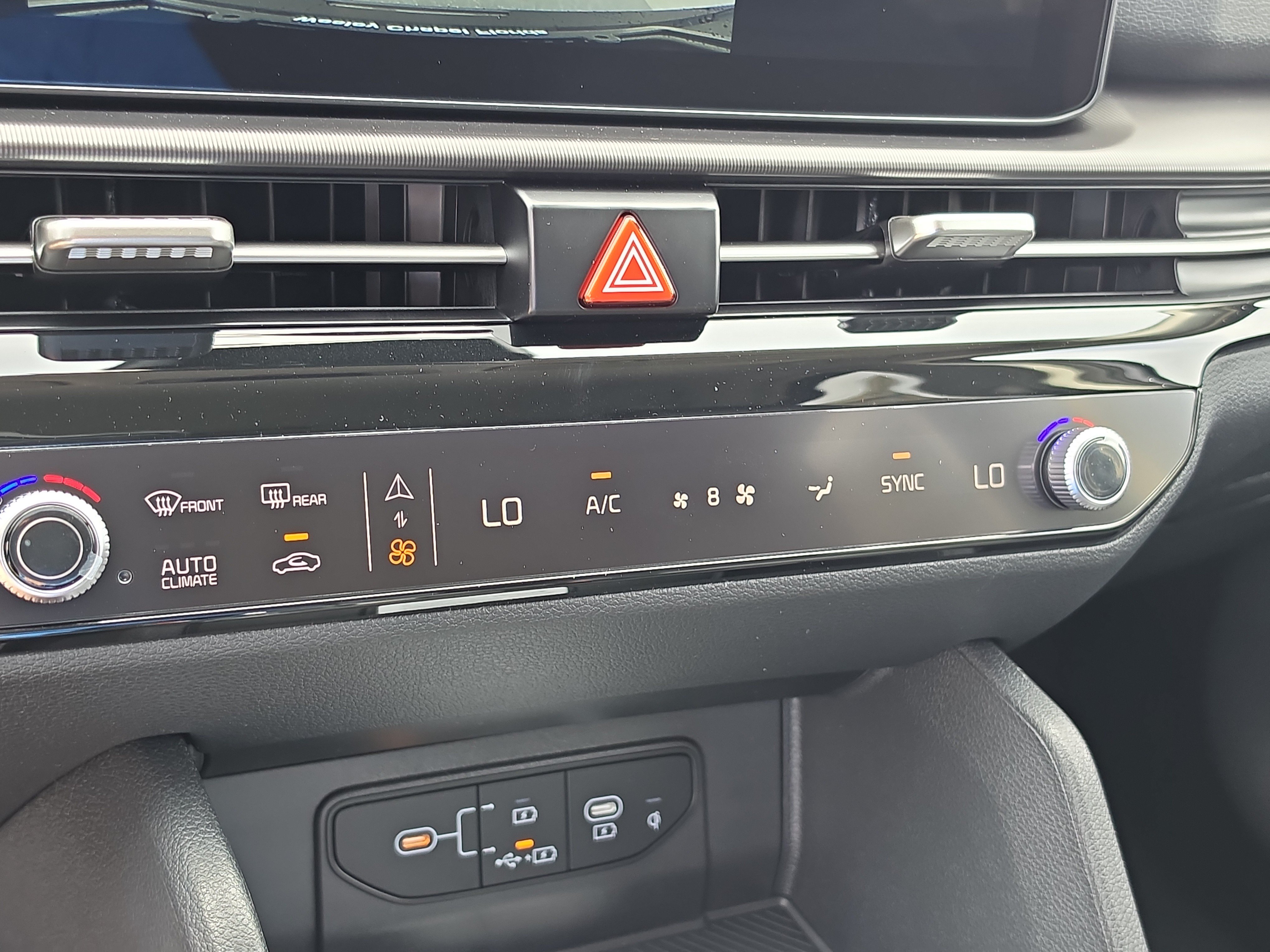 New 2027 Kia Sportage EX FWD image 25