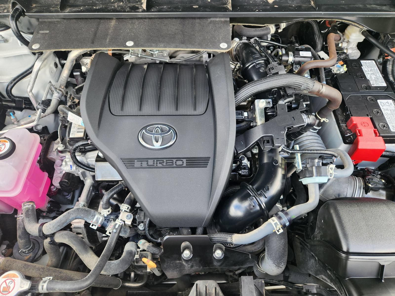 Used 2025 Toyota Highlander Platinum AWD/4WD image 35