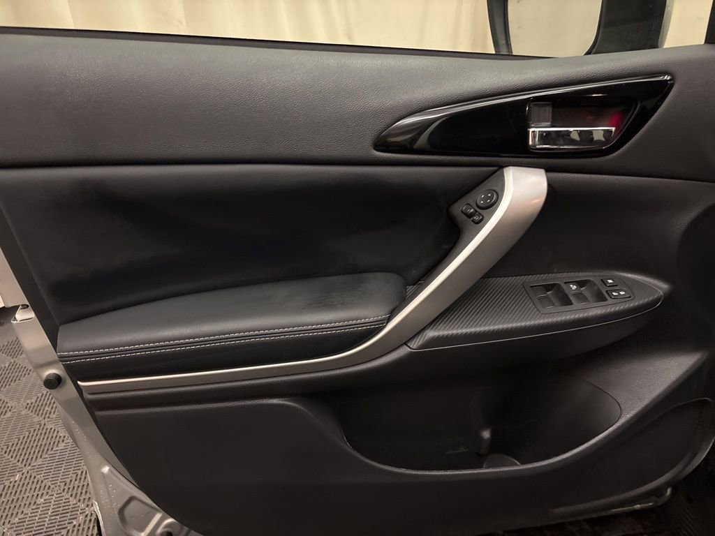 Used 2026 Mitsubishi Eclipse Cross SE image 11