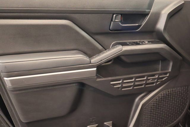 Certified 2025 Toyota Tacoma SR5 image 9