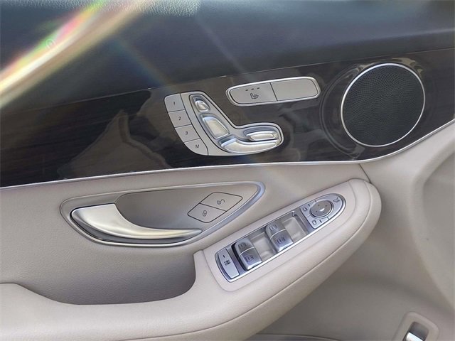 Used 2021 Mercedes-Benz GLC 300 image 13