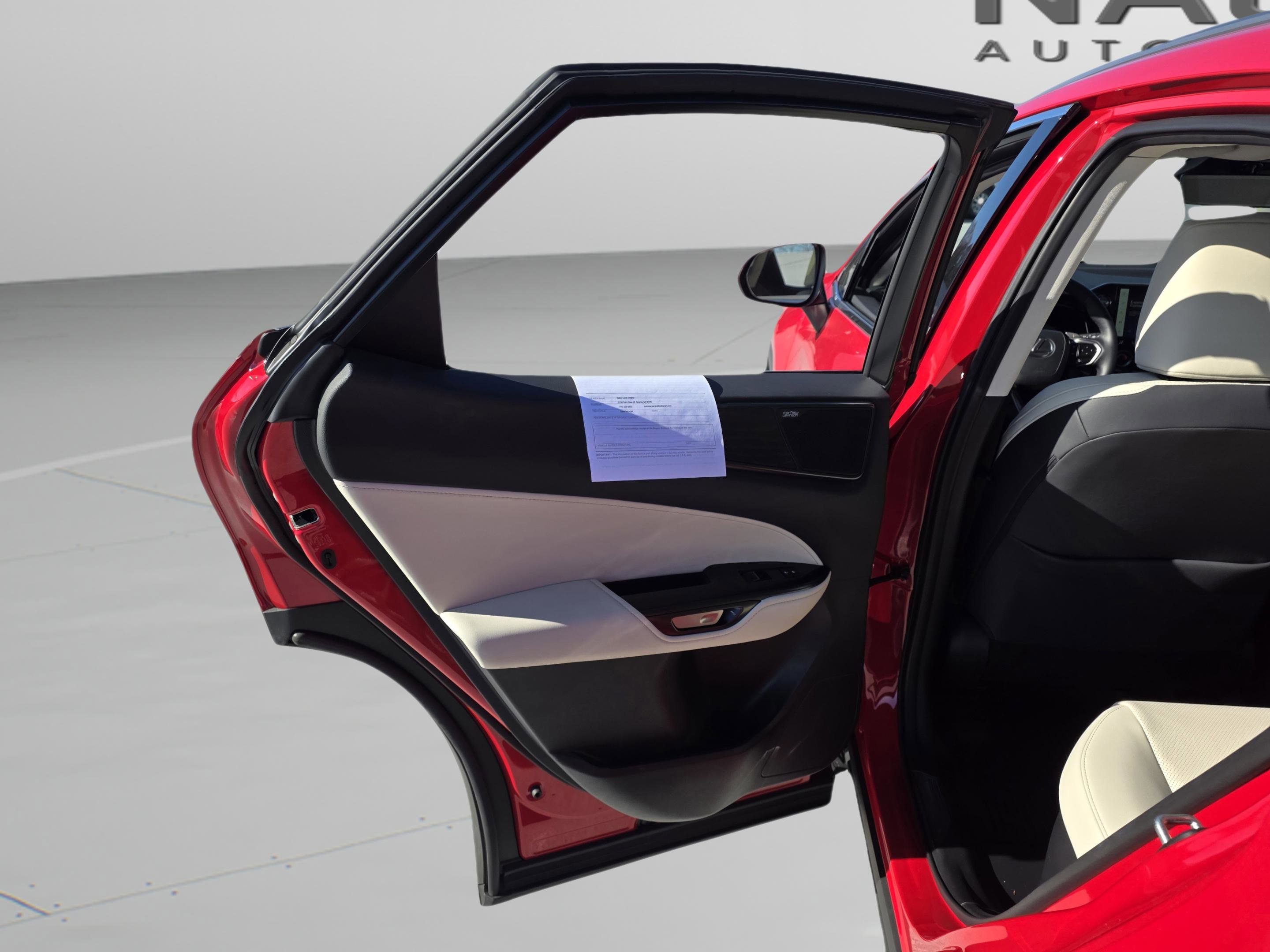 Used 2025 Lexus NX 450h+ AWD w/ Luxury Package image 25