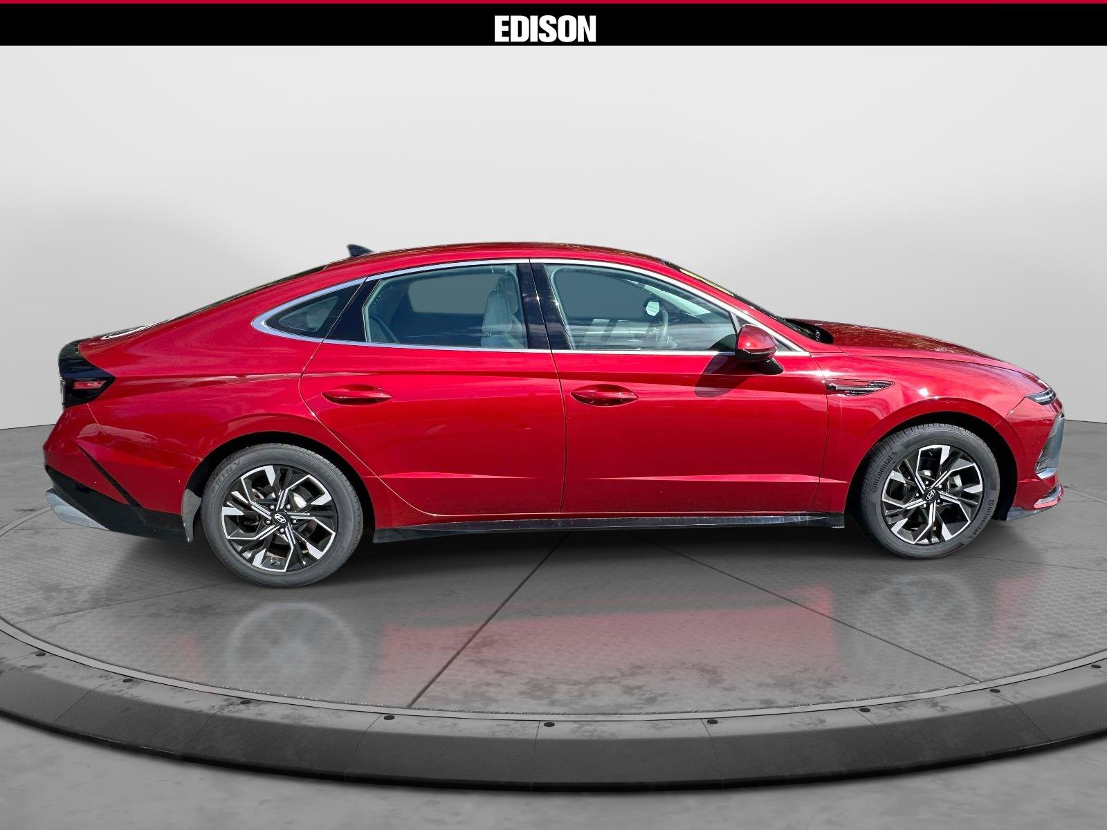 Used 2024 Hyundai Sonata SEL FWD image 3