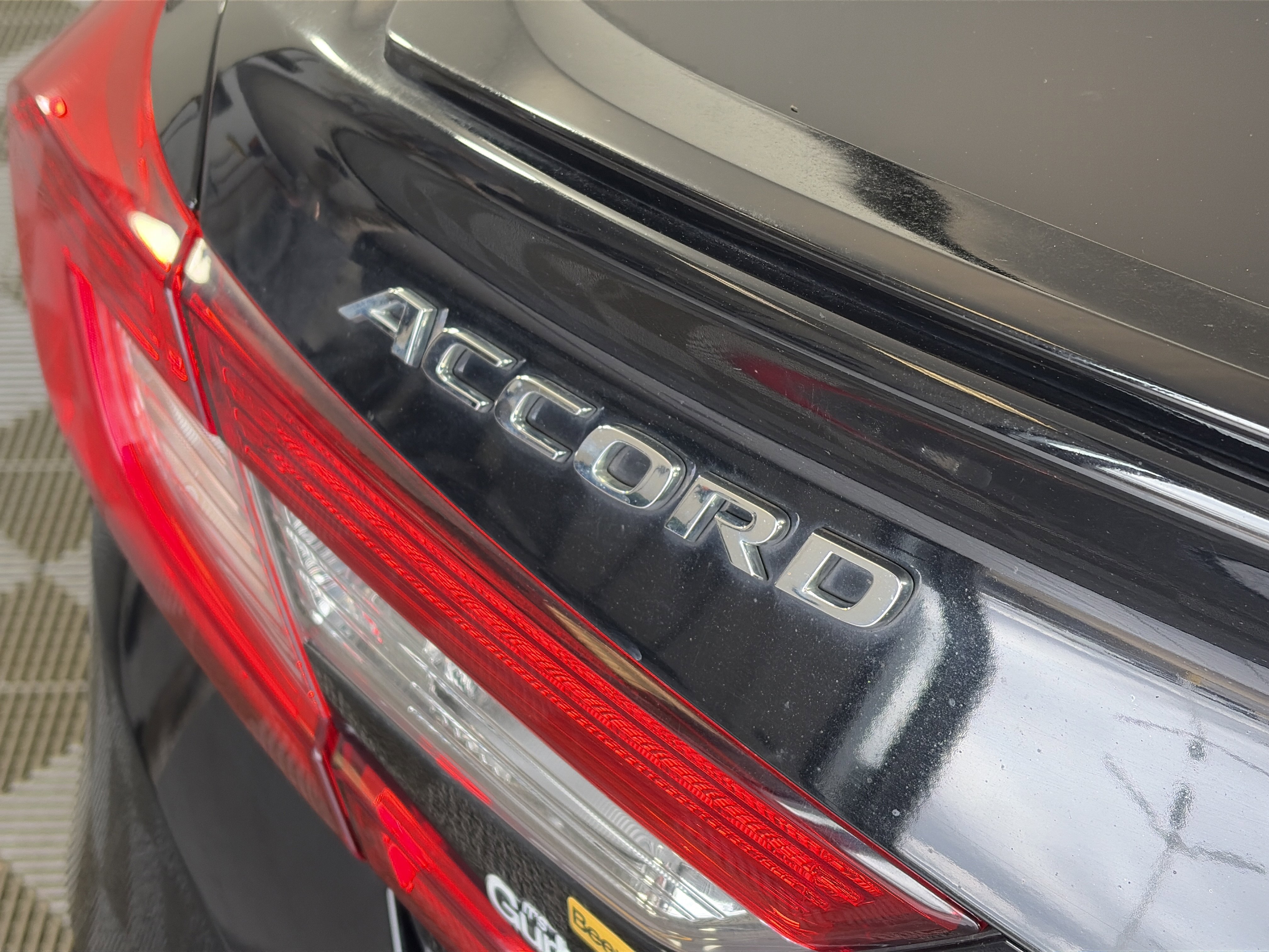 Used 2019 Honda Accord Sport image 17