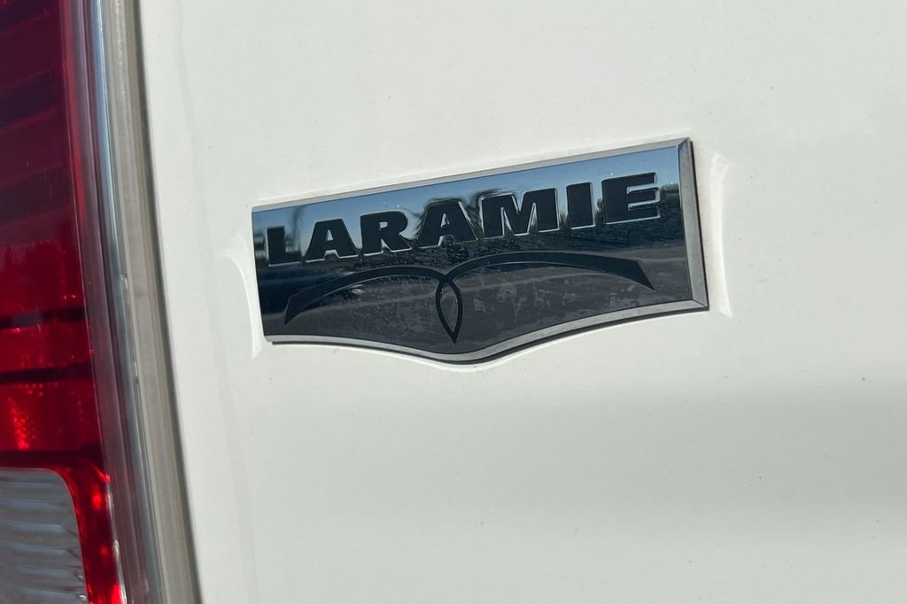 Used 2014 RAM 2500 Laramie AWD/4WD image 9