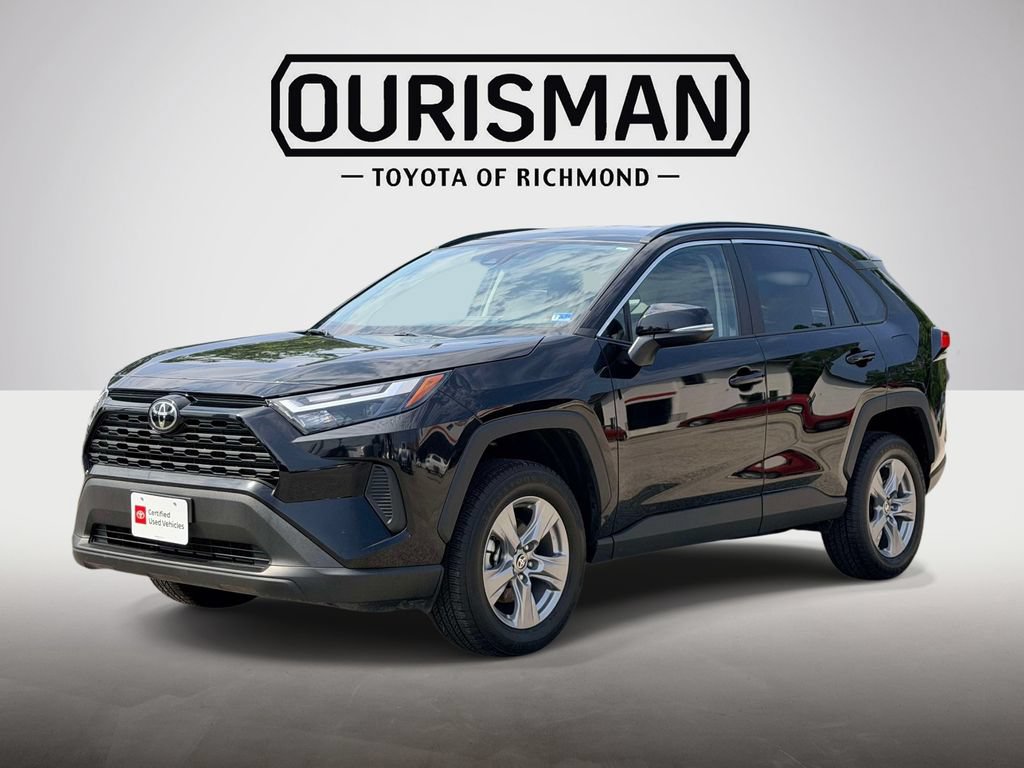Used 2025 Toyota RAV4 XLE AWD/4WD image 23