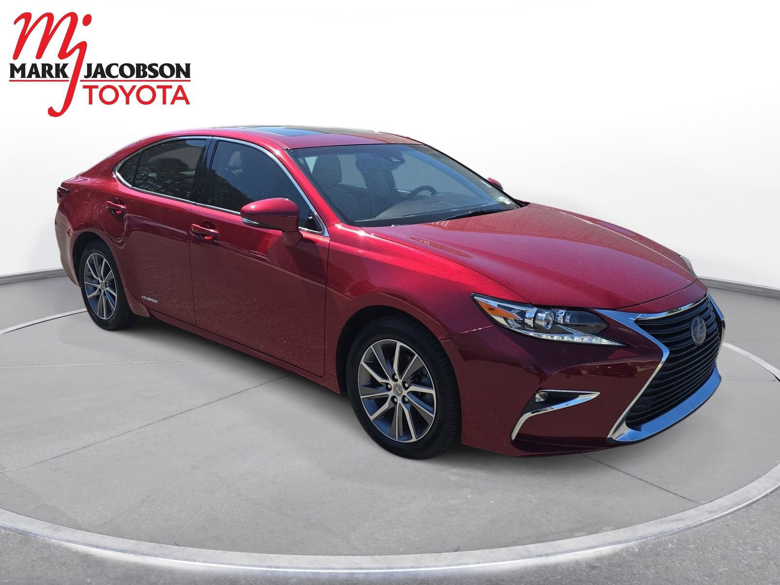 Used 2016 Lexus ES 300h w/ Luxury Package w/Wood Trim FWD image 4