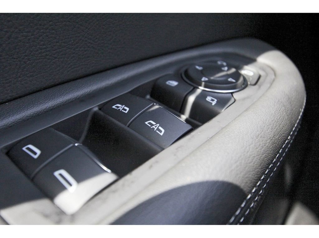 New 2025 Cadillac XT6 Sport w/ LPO, Onyx Lite Package image 15