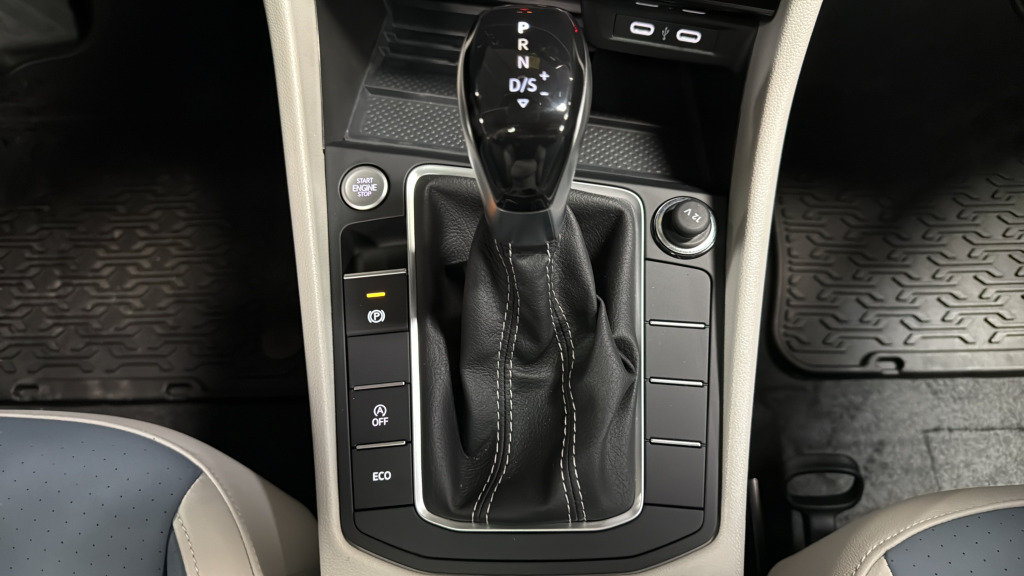 New 2026 Volkswagen Jetta SE FWD image 37