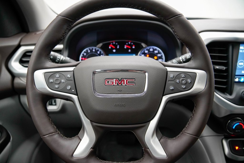 Used 2023 GMC Acadia SLT w/ Preferred Package image 33