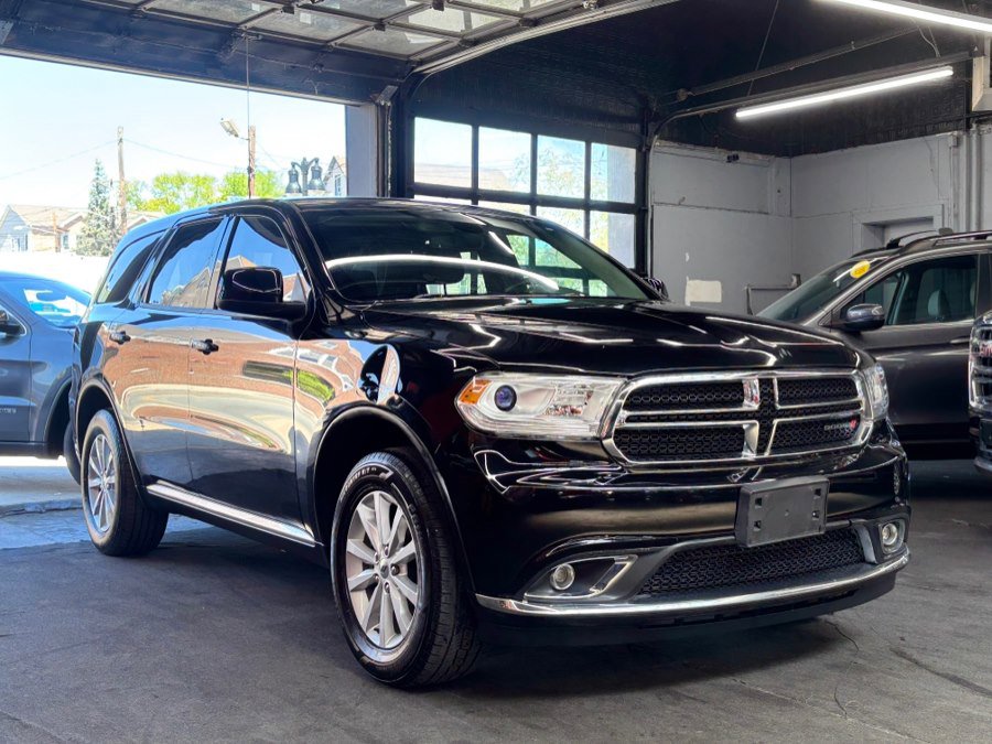 Used 2019 Dodge Durango SXT AWD/4WD image 3