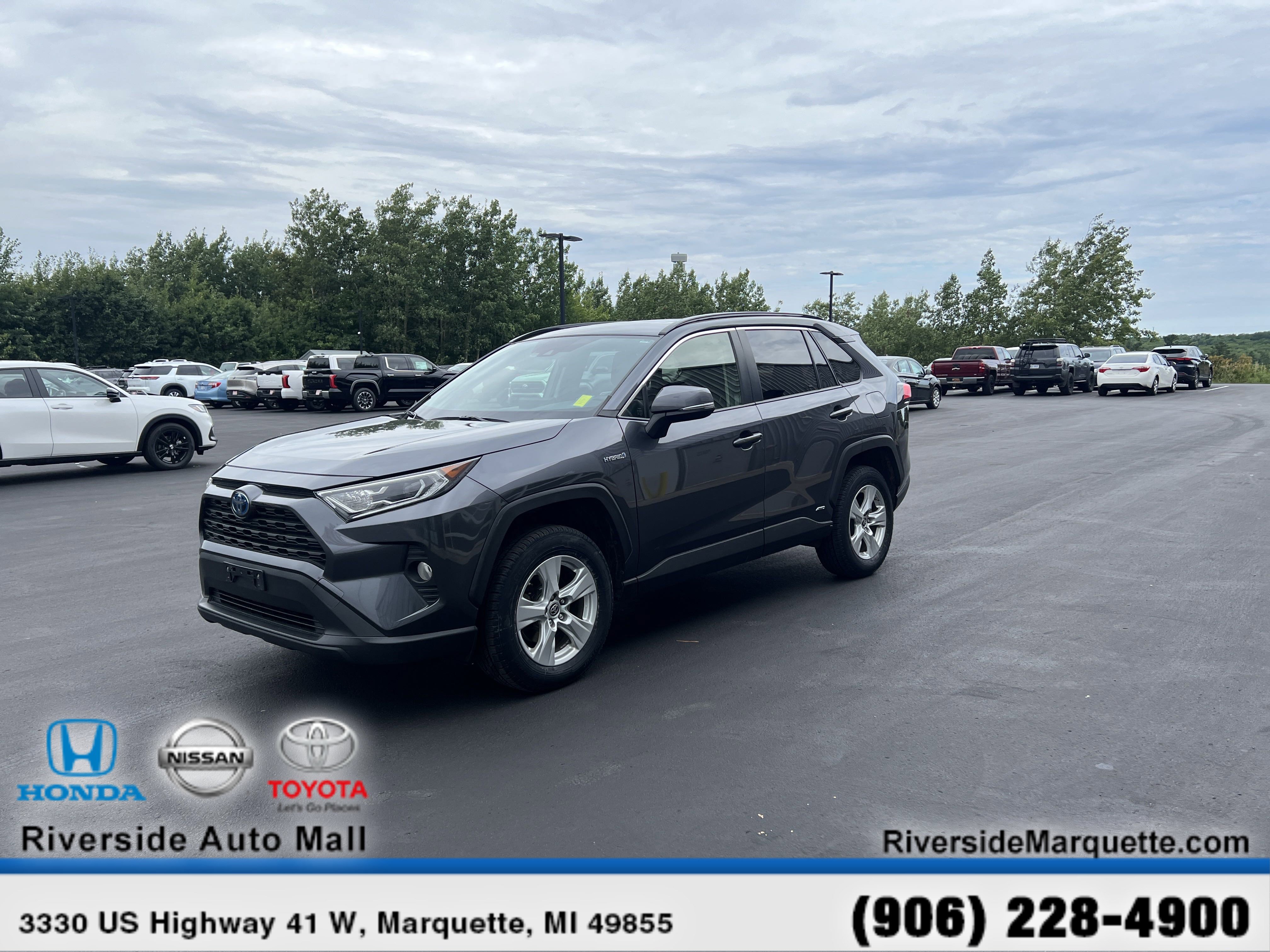 Used 2019 Toyota RAV4 XLE image 3