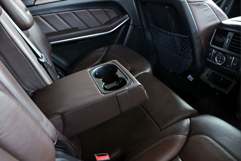 Used 2013 Mercedes-Benz GL 550 4MATIC image 65