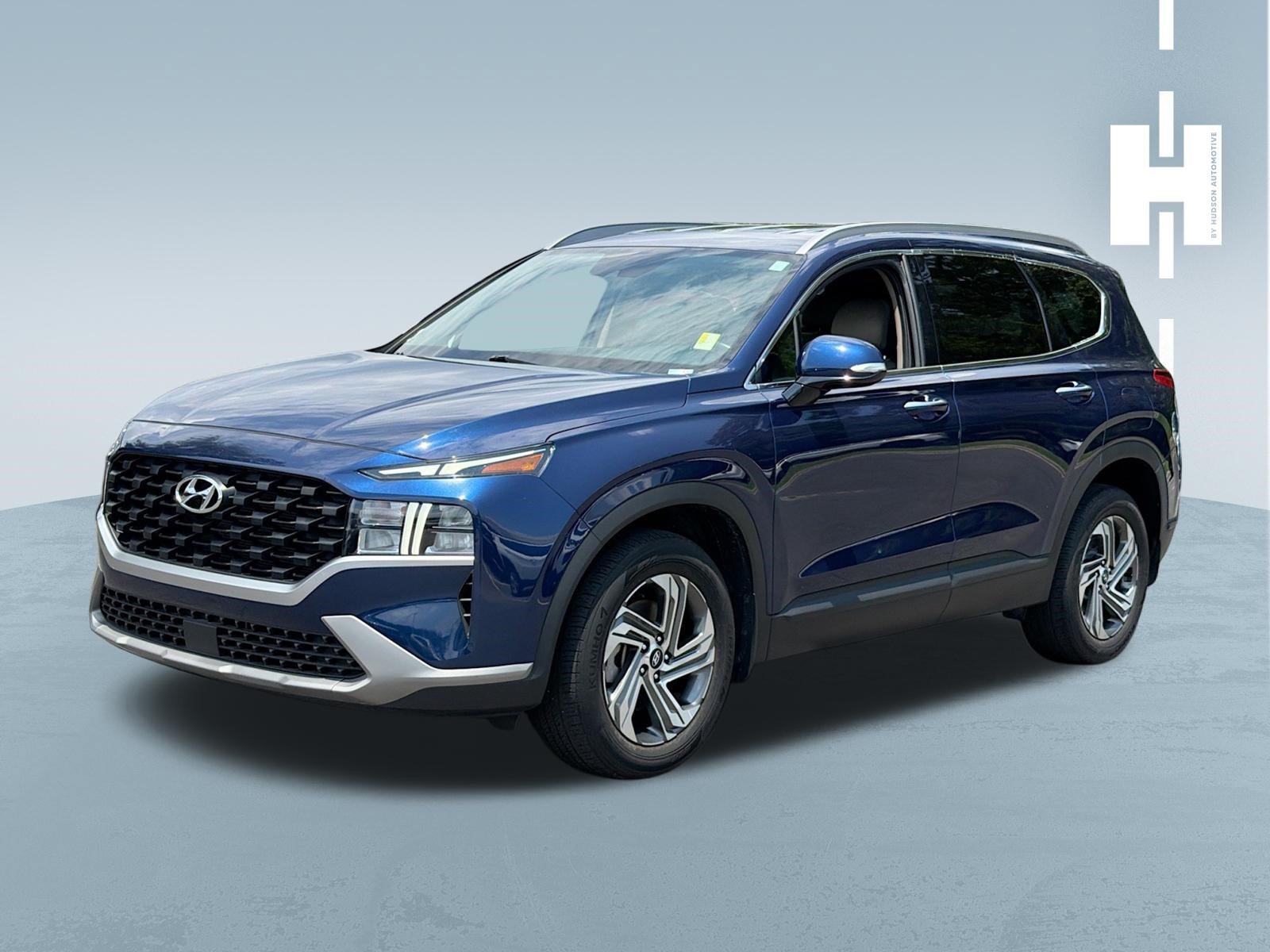 Used 2023 Hyundai Santa Fe SEL FWD image 2