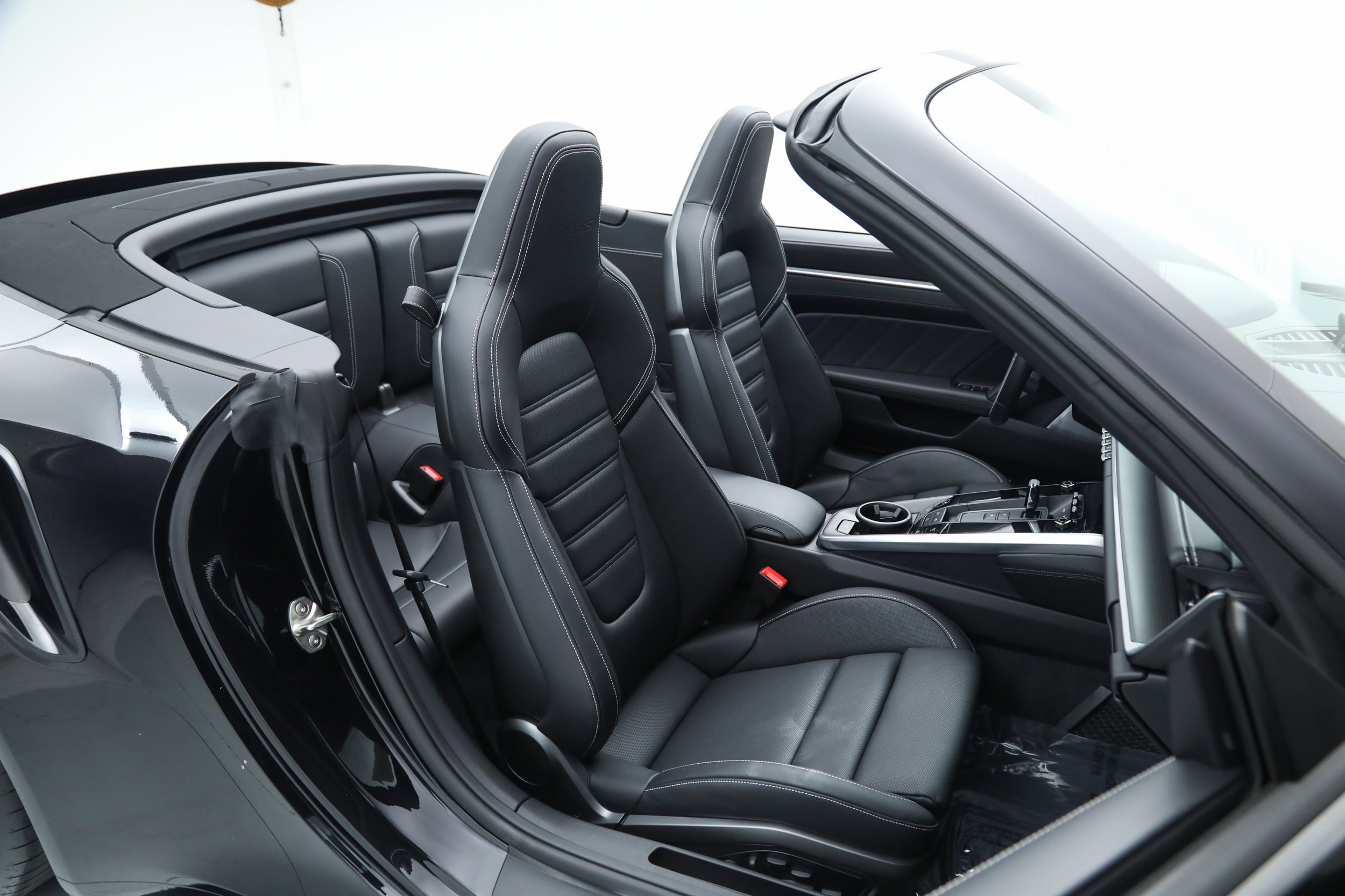 Used 2025 Porsche 911 Turbo S AWD/4WD image 20
