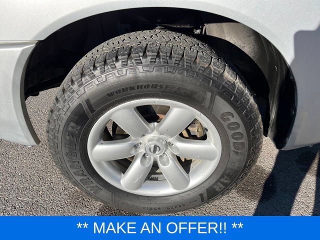 Used 2015 Nissan Titan S AWD/4WD image 21
