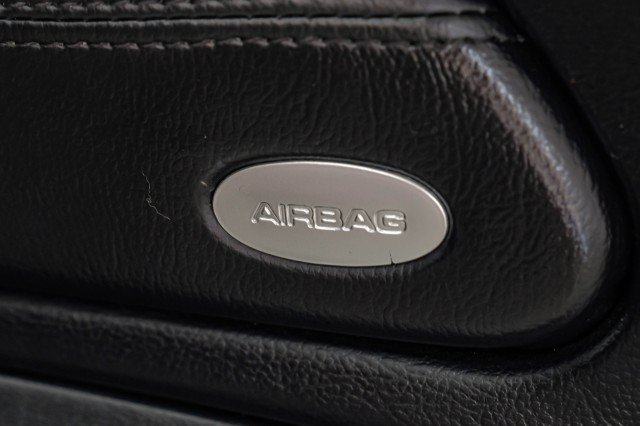 Used 2001 Porsche 911 Carrera 4 AWD/4WD image 44