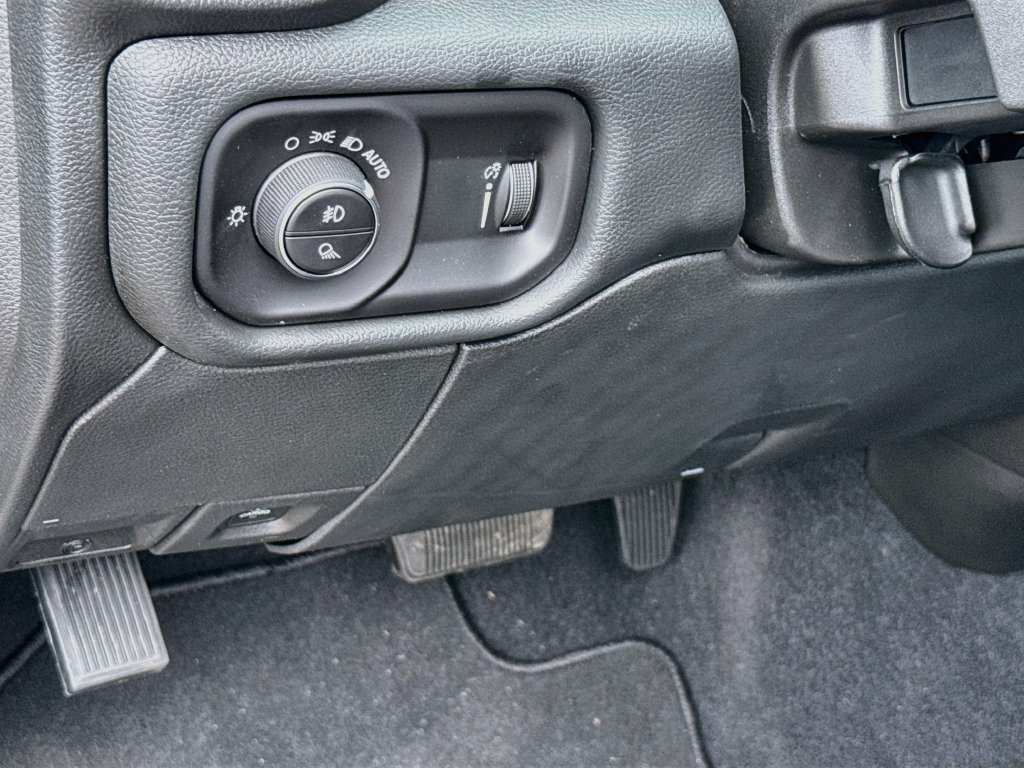New 2026 RAM 2500 Tradesman AWD/4WD image 10