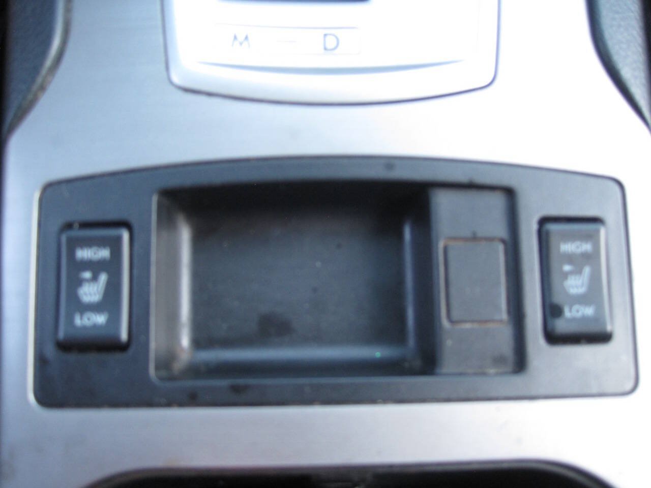 Used 2014 Subaru Legacy 2.5i Premium AWD/4WD image 34