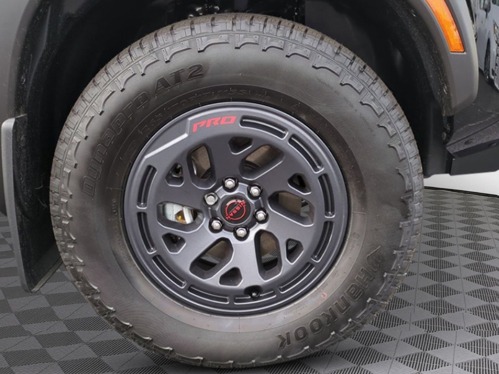 New 2026 Nissan Frontier PRO-4X w/ Tow Package AWD/4WD image 9