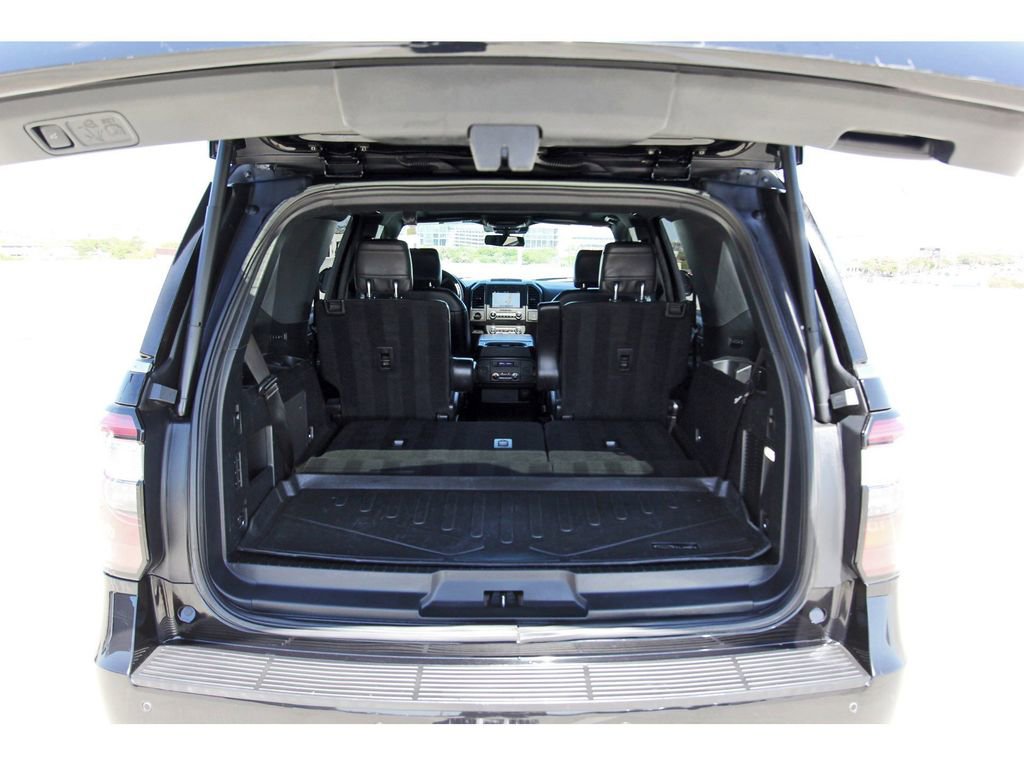 Used 2019 Ford Expedition Limited w/ Equipment Group 301A image 29
