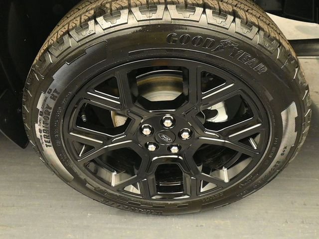 New 2026 Ford Maverick XLT w/ XLT Luxury Package image 9