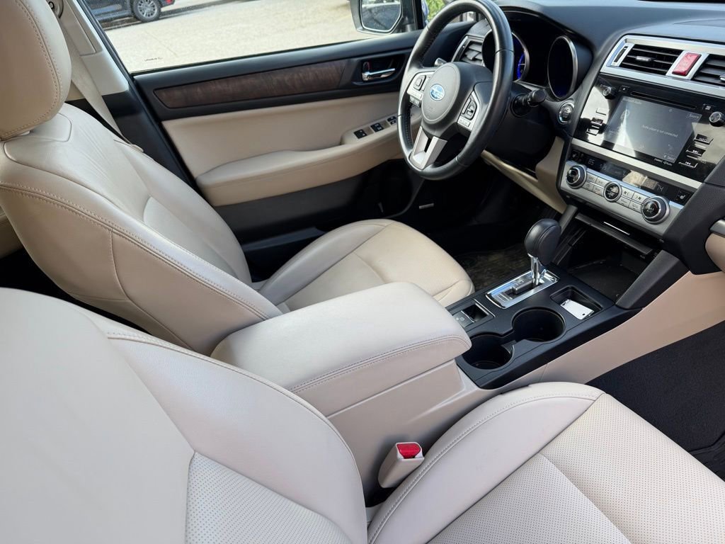 Used 2017 Subaru Outback 2.5i Limited image 11