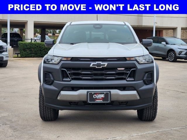 Used 2024 Chevrolet Colorado Trail Boss image 10