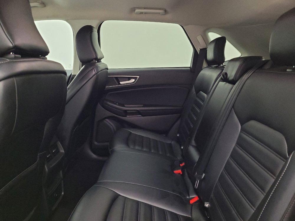 Used 2024 Ford Edge SEL image 18