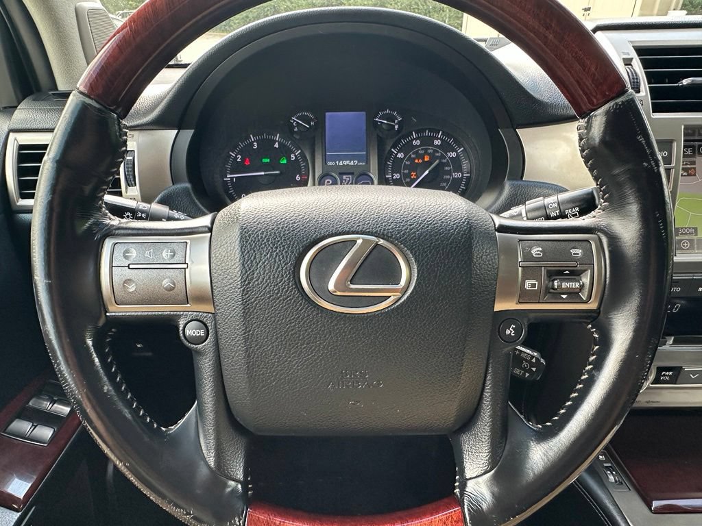 Used 2016 Lexus GX 460 w/ Premium Package AWD/4WD image 34