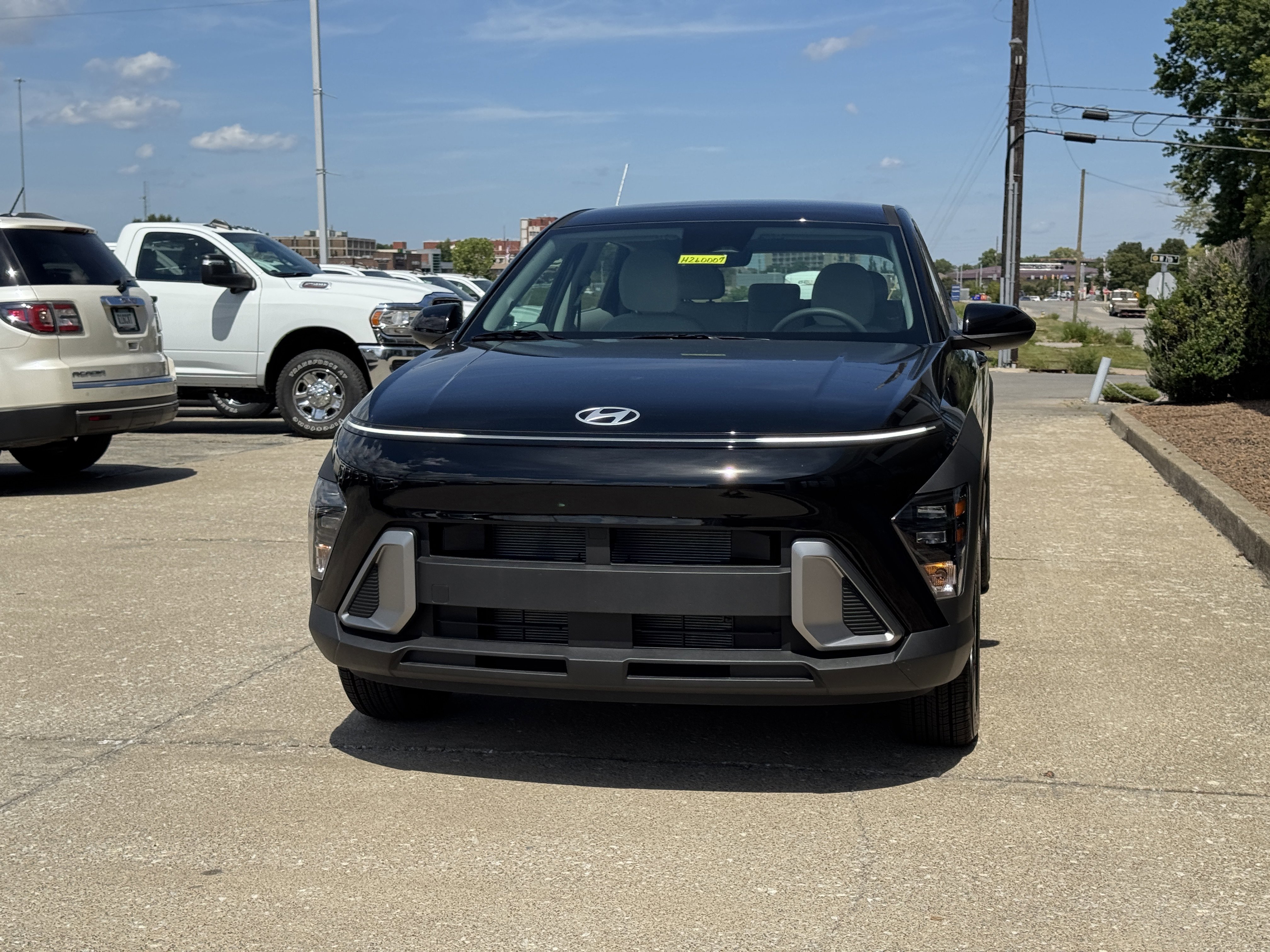 New 2026 Hyundai Kona SE image 17