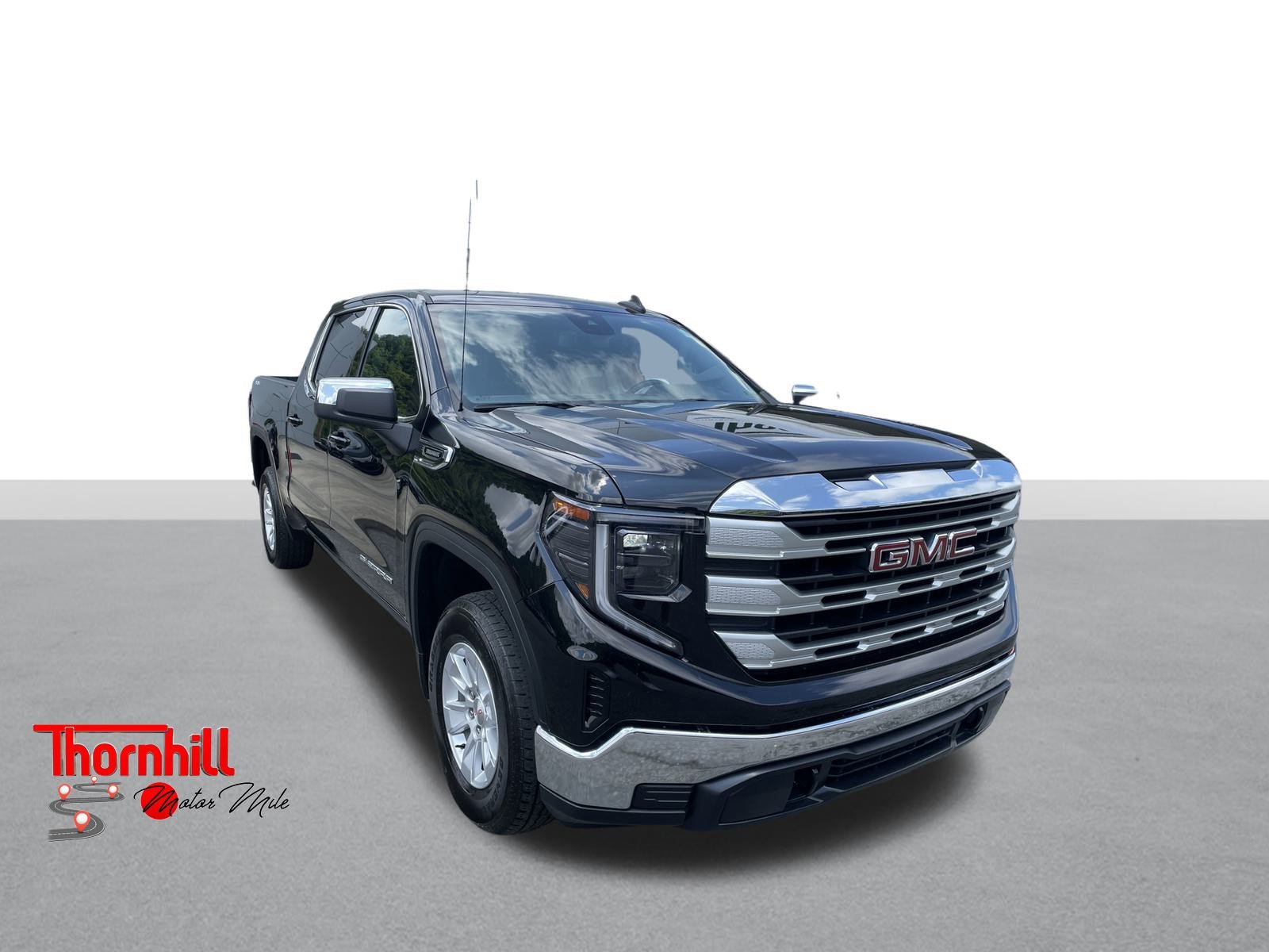 Used 2024 GMC Sierra 1500 SLE AWD/4WD image 1