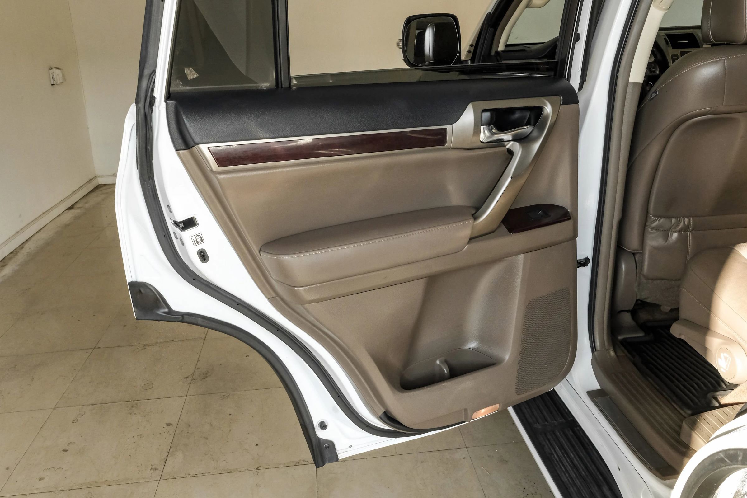 Used 2017 Lexus GX 460 image 51