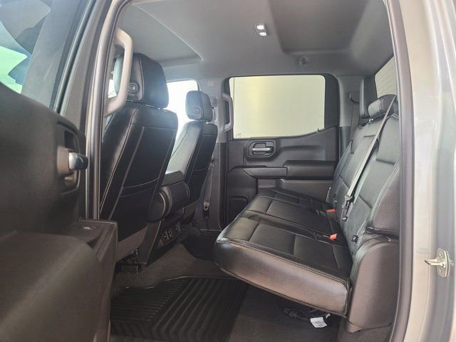 Used 2026 Chevrolet Silverado 1500 Custom Trail Boss w/ LPO, Dark Essentials Package image 4