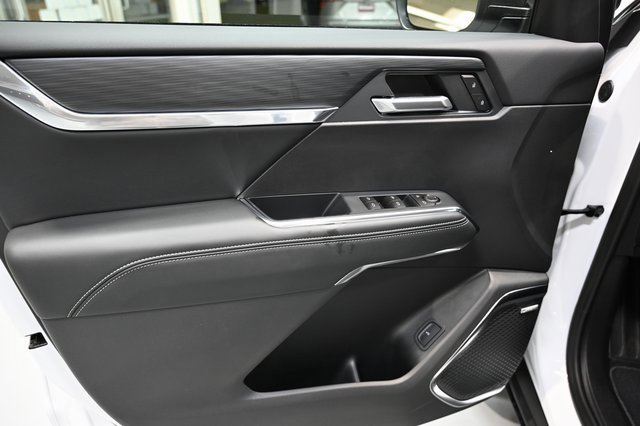 New 2026 GMC Acadia Elevation image 24