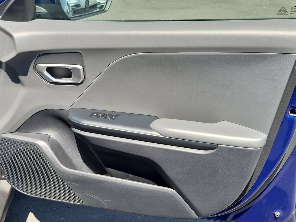 Used 2025 Kia K4 FWD image 33
