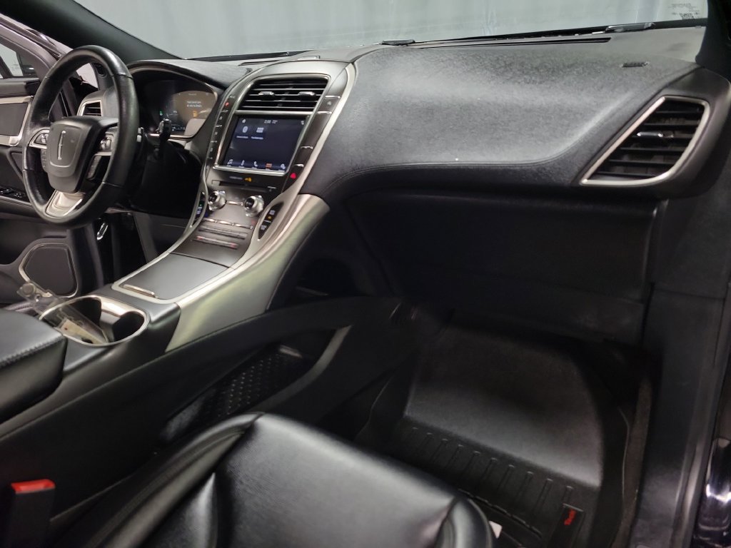 Used 2019 Lincoln Nautilus FWD image 33