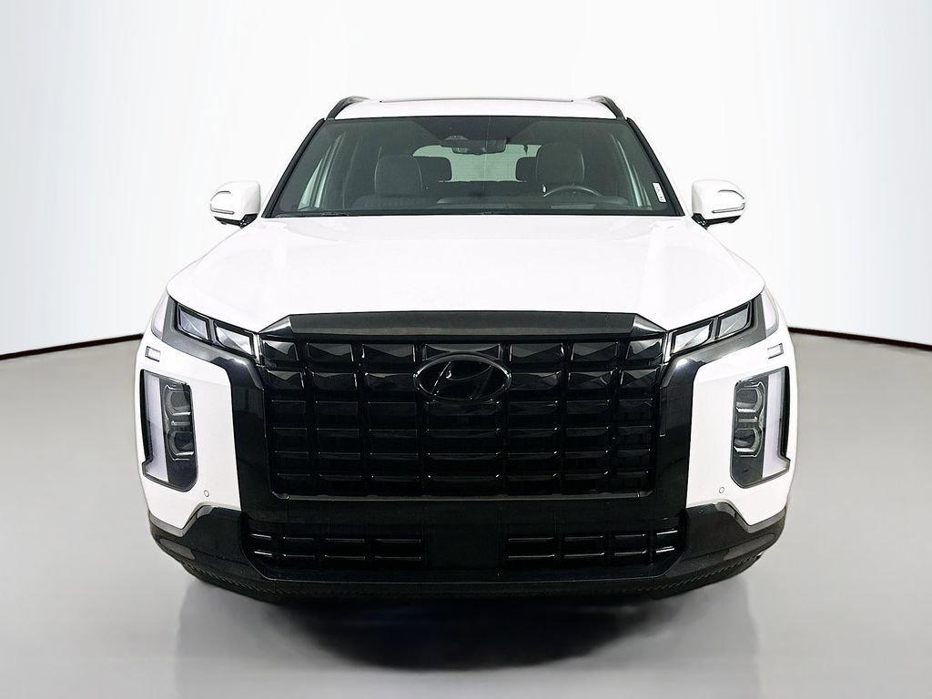 Used 2024 Hyundai Palisade Calligraphy image 2