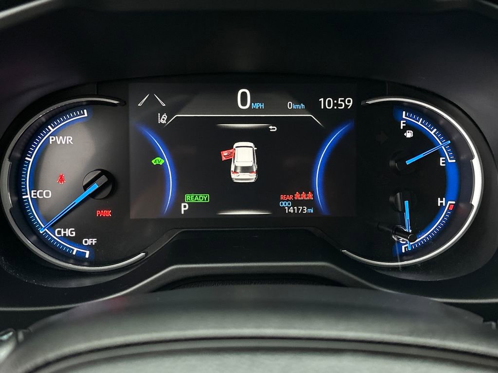 Used 2025 Toyota RAV4 LE image 20