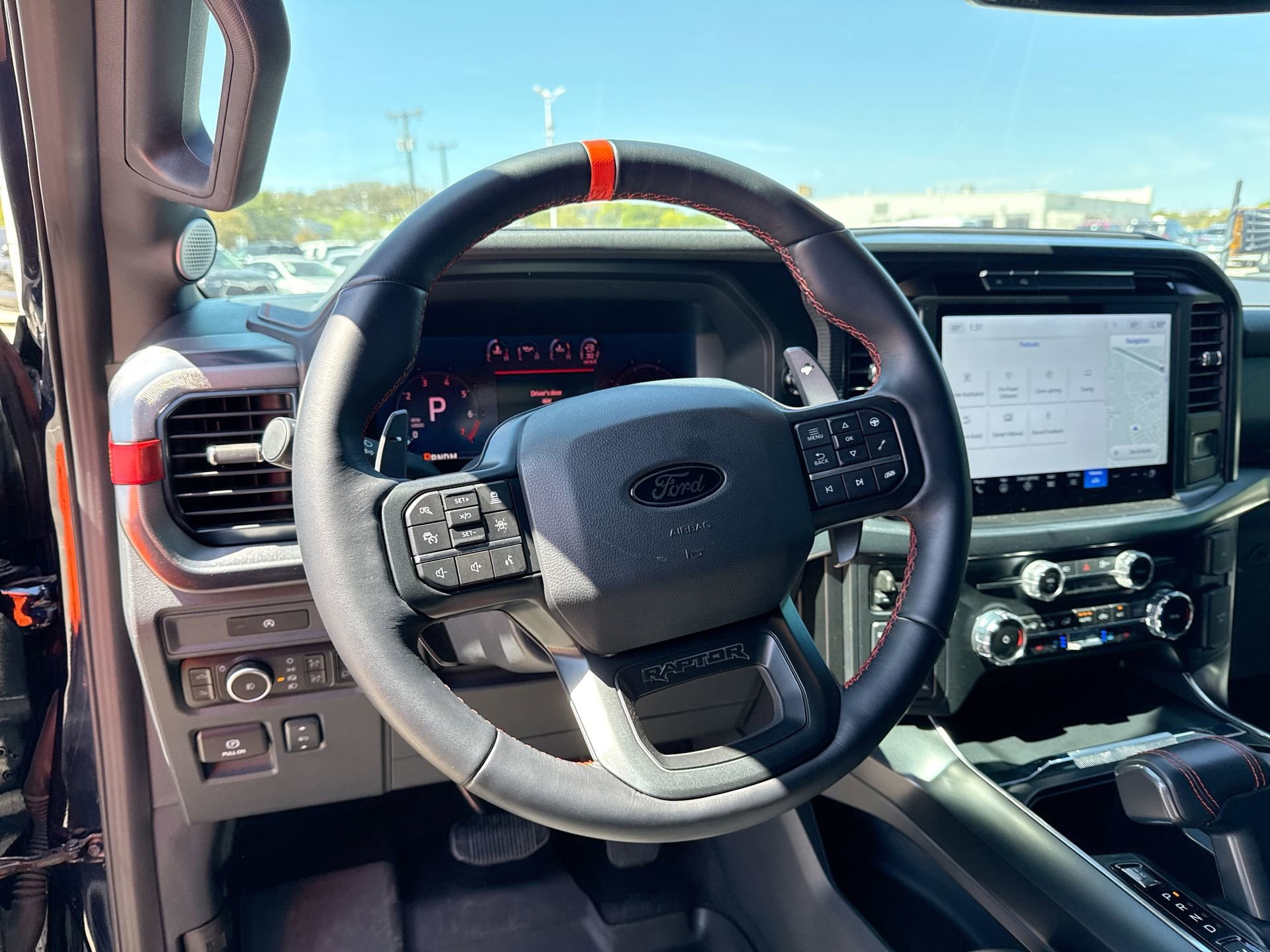 Used 2025 Ford F150 Raptor AWD/4WD image 11