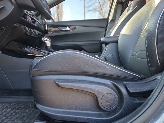 Used 2021 Kia Forte GT-Line image 17