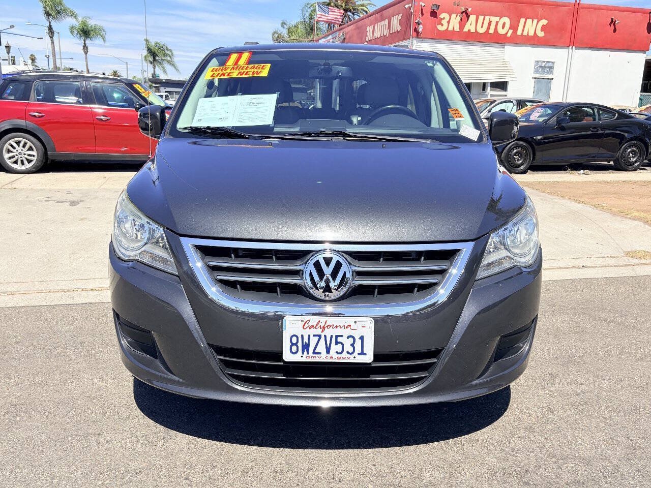 Used 2011 Volkswagen Routan SE