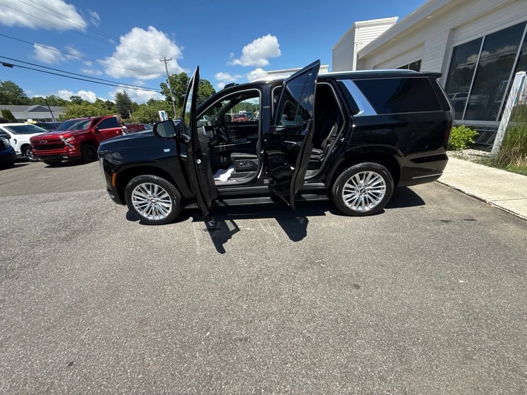 Used 2026 Cadillac Escalade Luxury AWD/4WD image 61