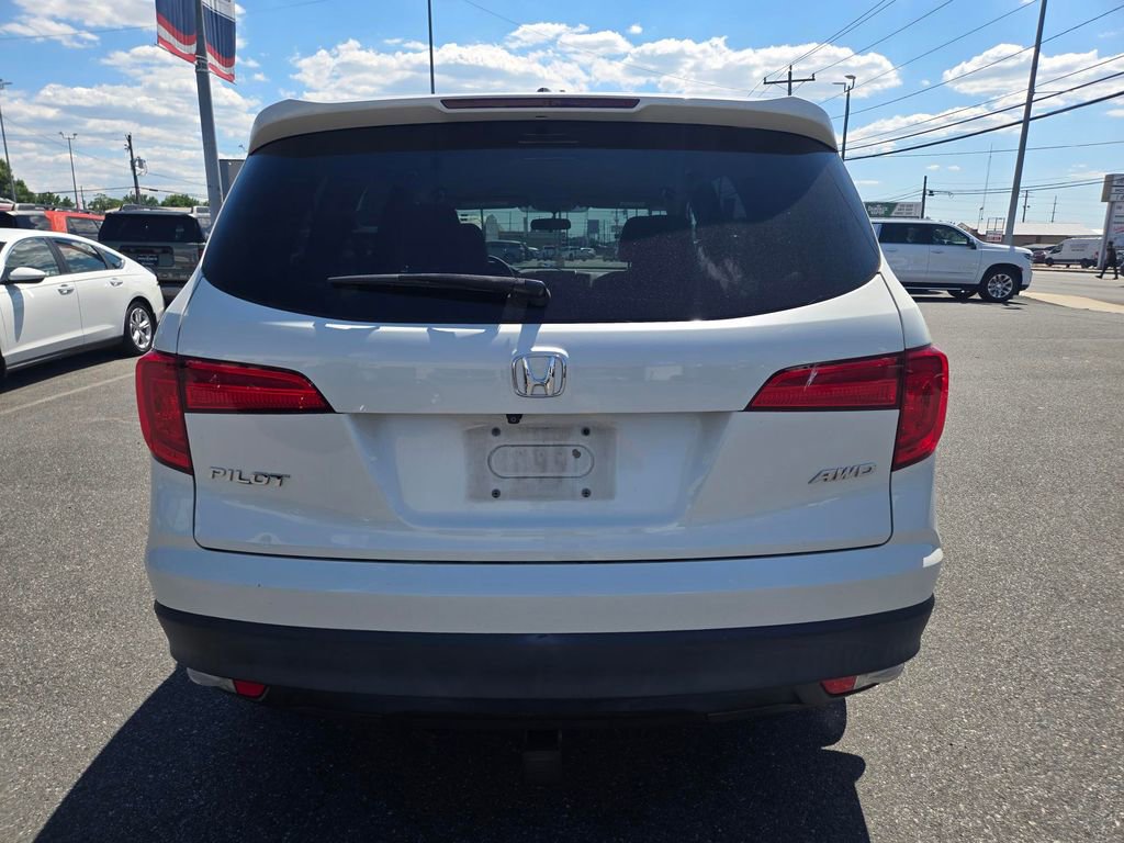 Used 2017 Honda Pilot EX image 6