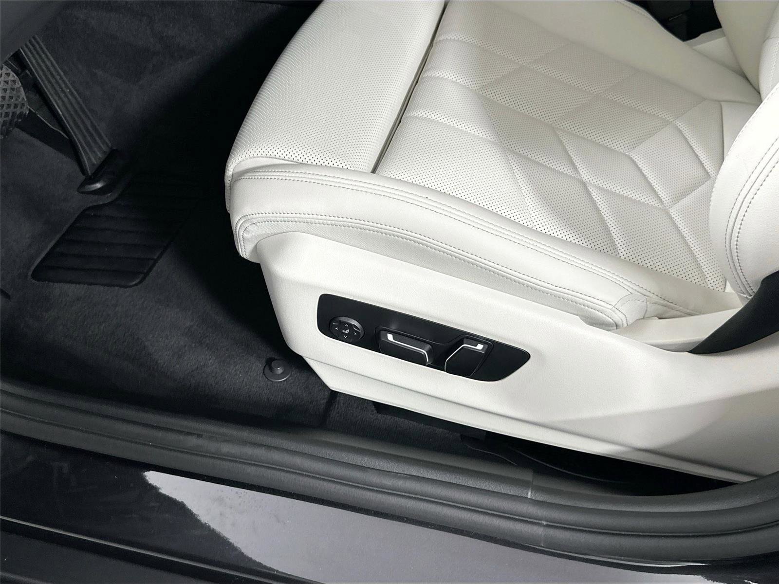 Certified 2026 BMW 530i w/ Premium Package RWD image 19